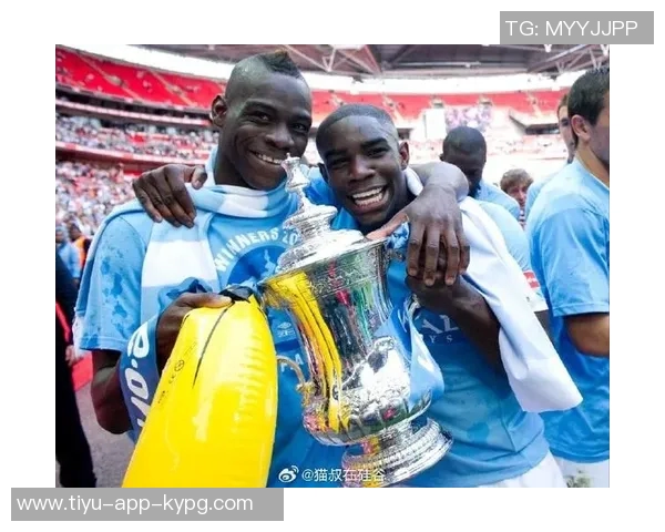 曼城前球员理查兹谈戒酒减肥经历称运动不足是最大问题 曼城前球员理查兹谈戒酒减肥经历称运动不足是最大问题