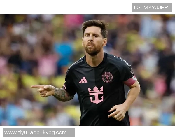 梅西备战美职联总决赛最后一练展示训练装备期待精彩对决